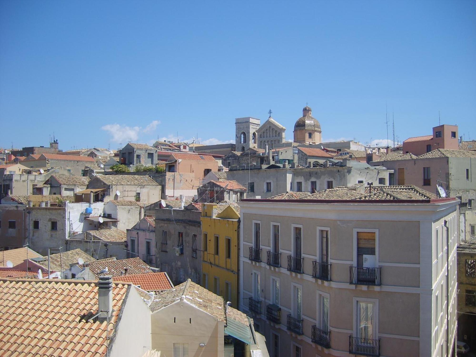 La Casa Di Cry Apartment Cagliari Luaran gambar
